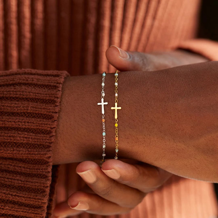 Christianartworkshop Delicate Minimalist Cross Bracelet