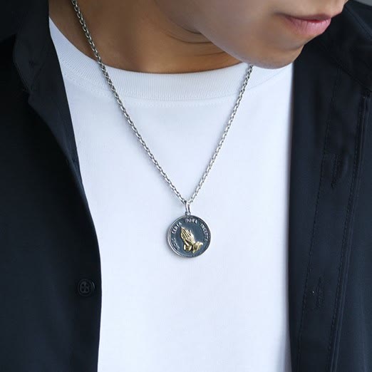 Christianartworkshop Praying Hands Retro Coin Solid Pendant Necklace - image 7