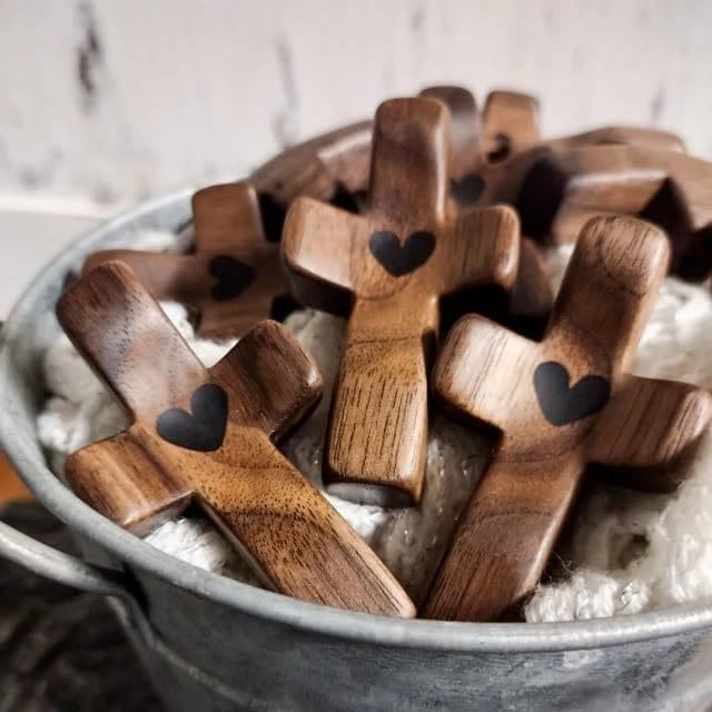 Christianartworkshop Modern Style Walnut Multicolor Thumb Cross Praying Handle Ornaments - Deep-black - image 2