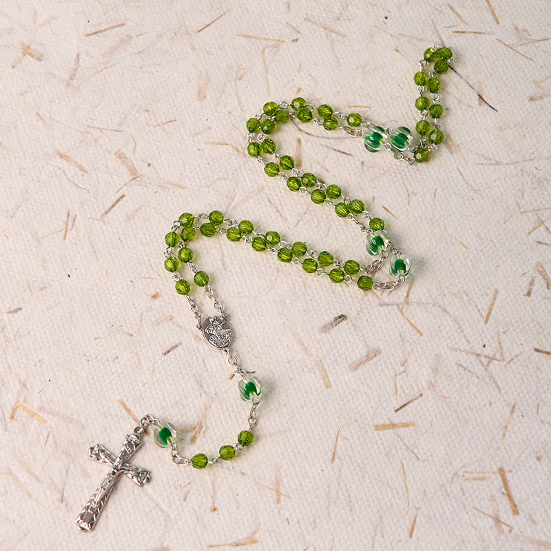 Christianartworkshop Assumption of Virgin Mary & Crucifix of 6 mm Polyhedron Green Crystal Alloy Chain Rosary - image 2
