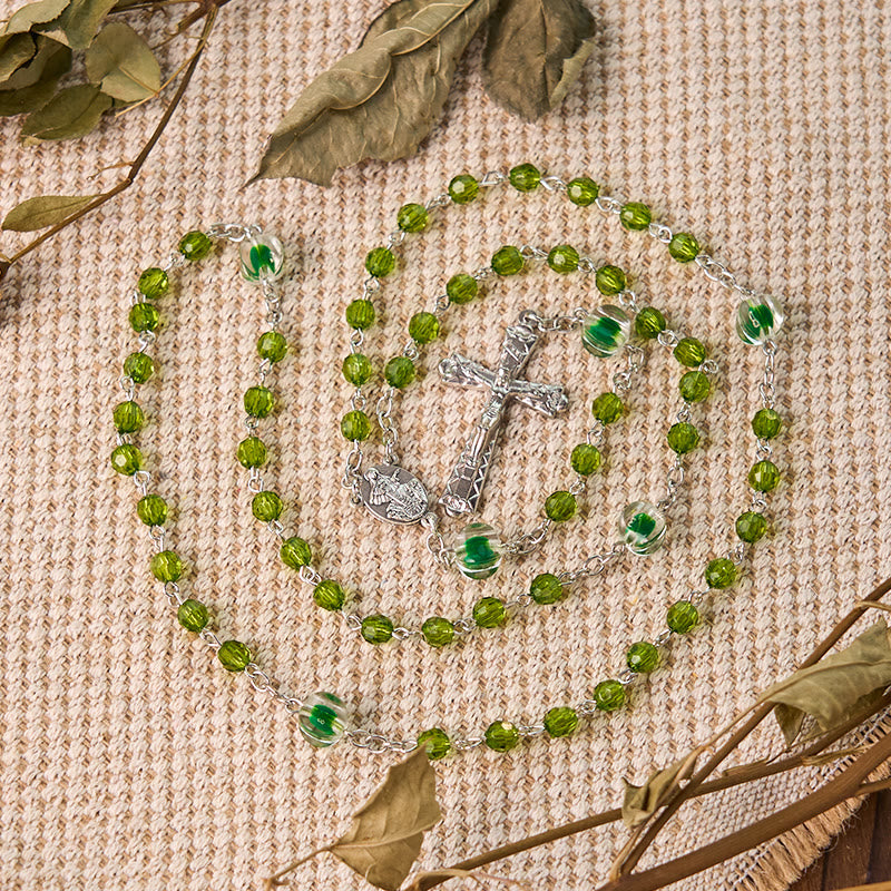 Christianartworkshop Assumption of Virgin Mary & Crucifix of 6 mm Polyhedron Green Crystal Alloy Chain Rosary - image 2