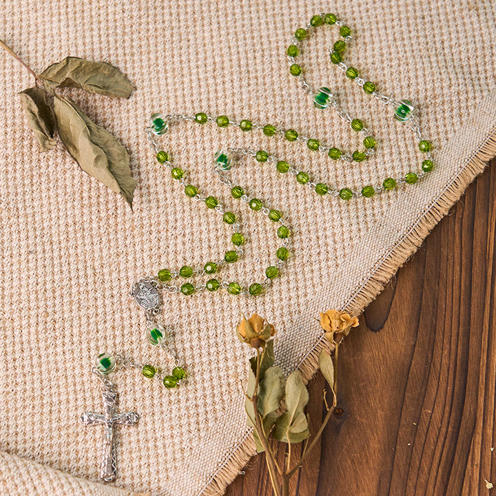 Christianartworkshop Assumption of Virgin Mary & Crucifix of 6 mm Polyhedron Green Crystal Alloy Chain Rosary - Green - image 1