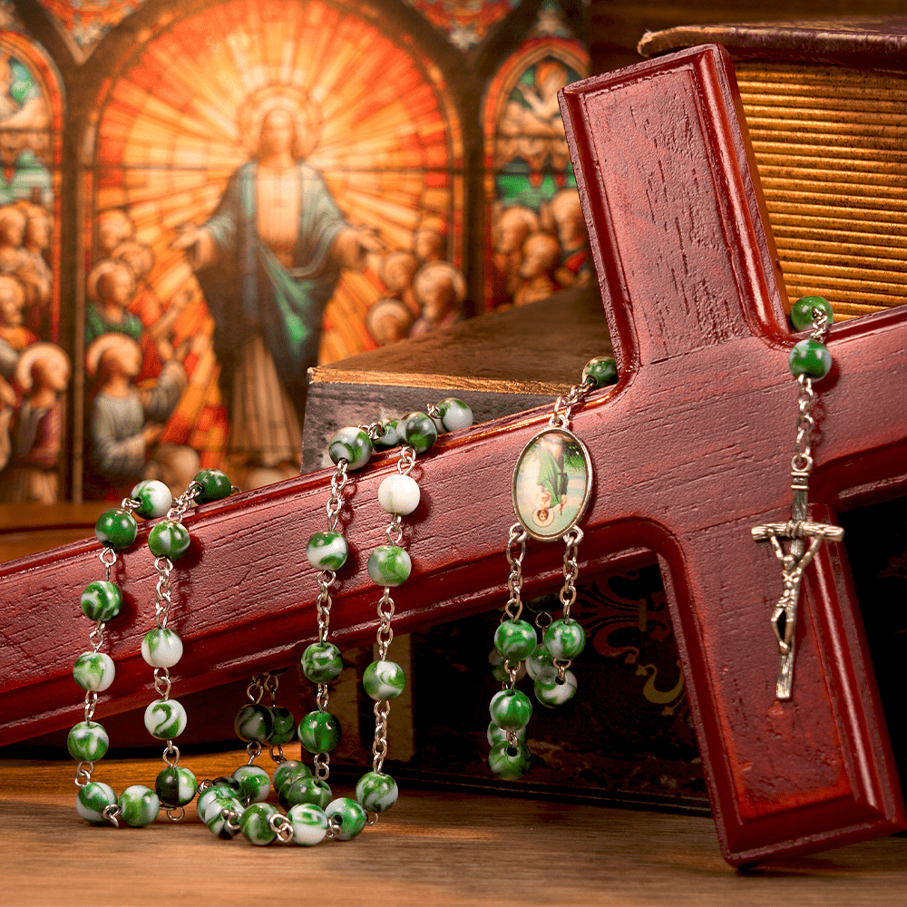 Christianartworkshop Saint Jude Thaddeus & Crucifix of 8 mm Round Green Acrylic Alloy Chain Rosary - Green - image 1