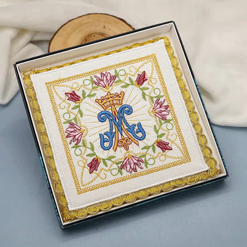 Christianartworkshop Classic Style Marian Floral Grace Altar Linen Set - image 6