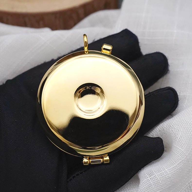 Christianartworkshop Gold-Plated Pyx with Lamb Statue–Sacred Vessel for the Holy Eucharist - image 6