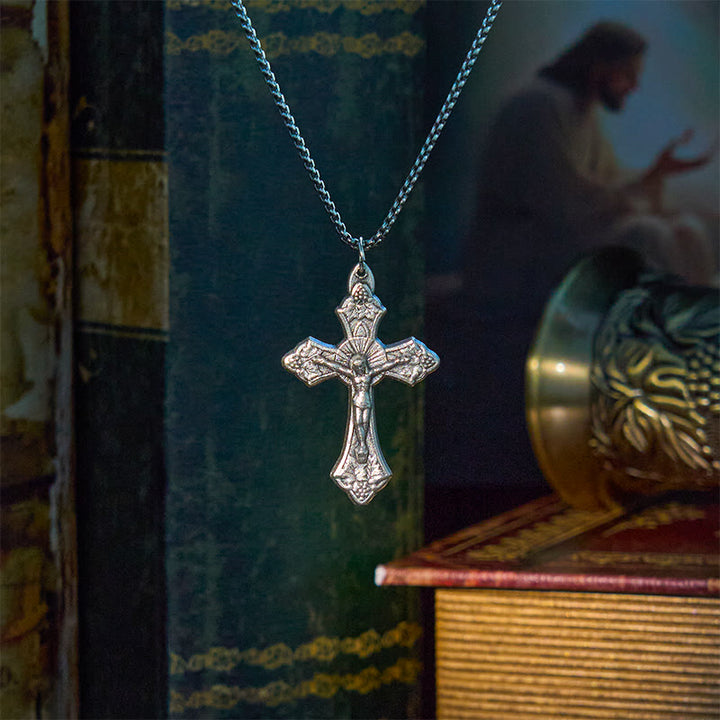 Christianartworkshop Retro Pattern Exclusive Craft Grape Leaves Jesus Crucifix Pendant Necklace - image 4