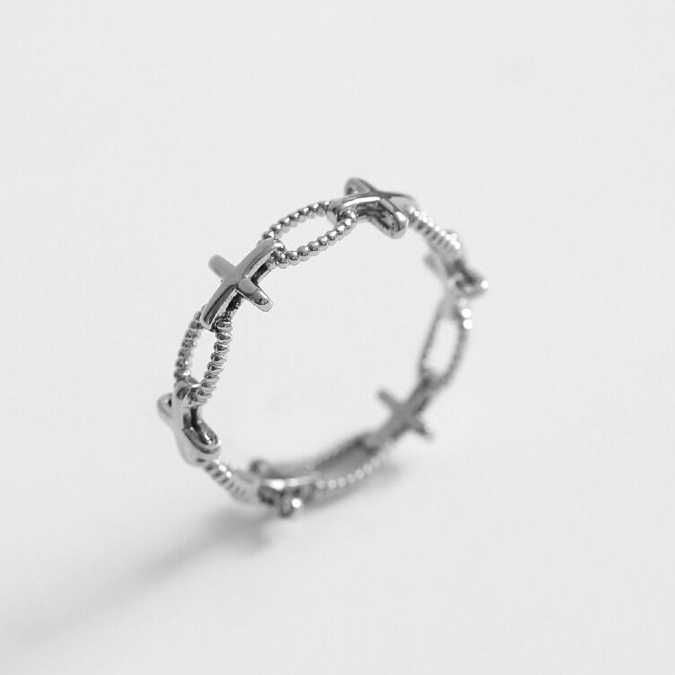 Christianartworkshop Minimalist Retro Style Cross Engraved Faith Ring - image 4