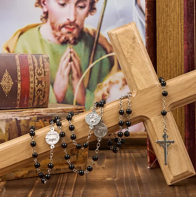 Christianartworkshop Crucifix & Our Lady of 8mm Pearl Prayer Beads Rosary (3 Colors) - image 5