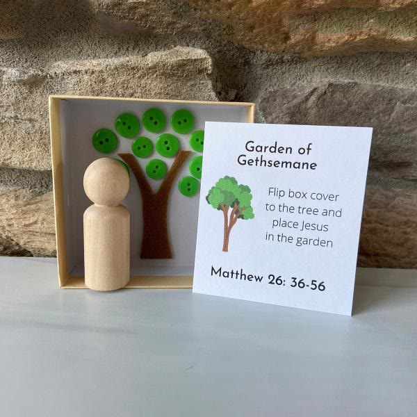 Christianartworkshop Easter Box Set Holy Week Box: Resurrection Game with Your Child - image 5