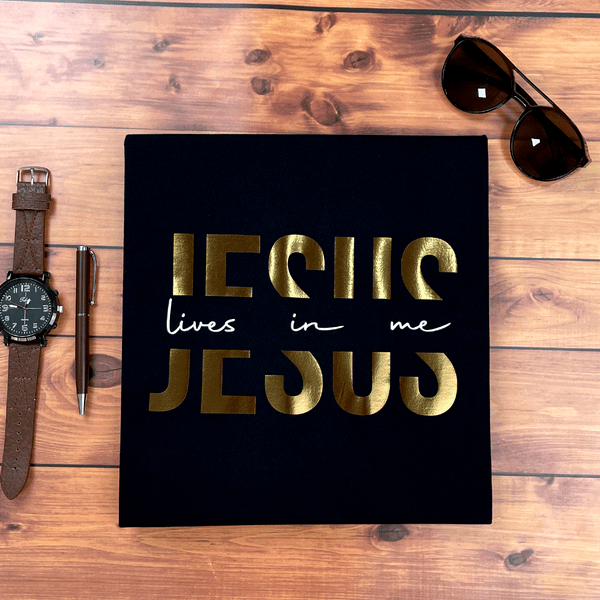 Christianartworkshop Glamorous Faith Jesus Lives in Me Gold Text Christian T-Shirt