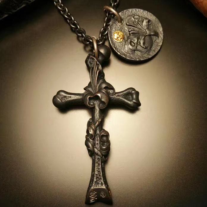 Christianartworkshop 925 Sterling Silver Cross & Flower Necklace: the Confluence of Retro Charm and Divine Imagery - 925 Sterling Silver - image 1