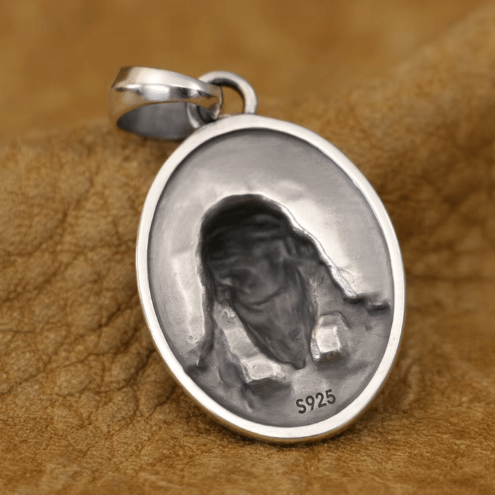 Christianartworkshop 925 Silver Crown of Thorns Jesus Medal Necklace: A Reminder of His Sacrifice - image 7