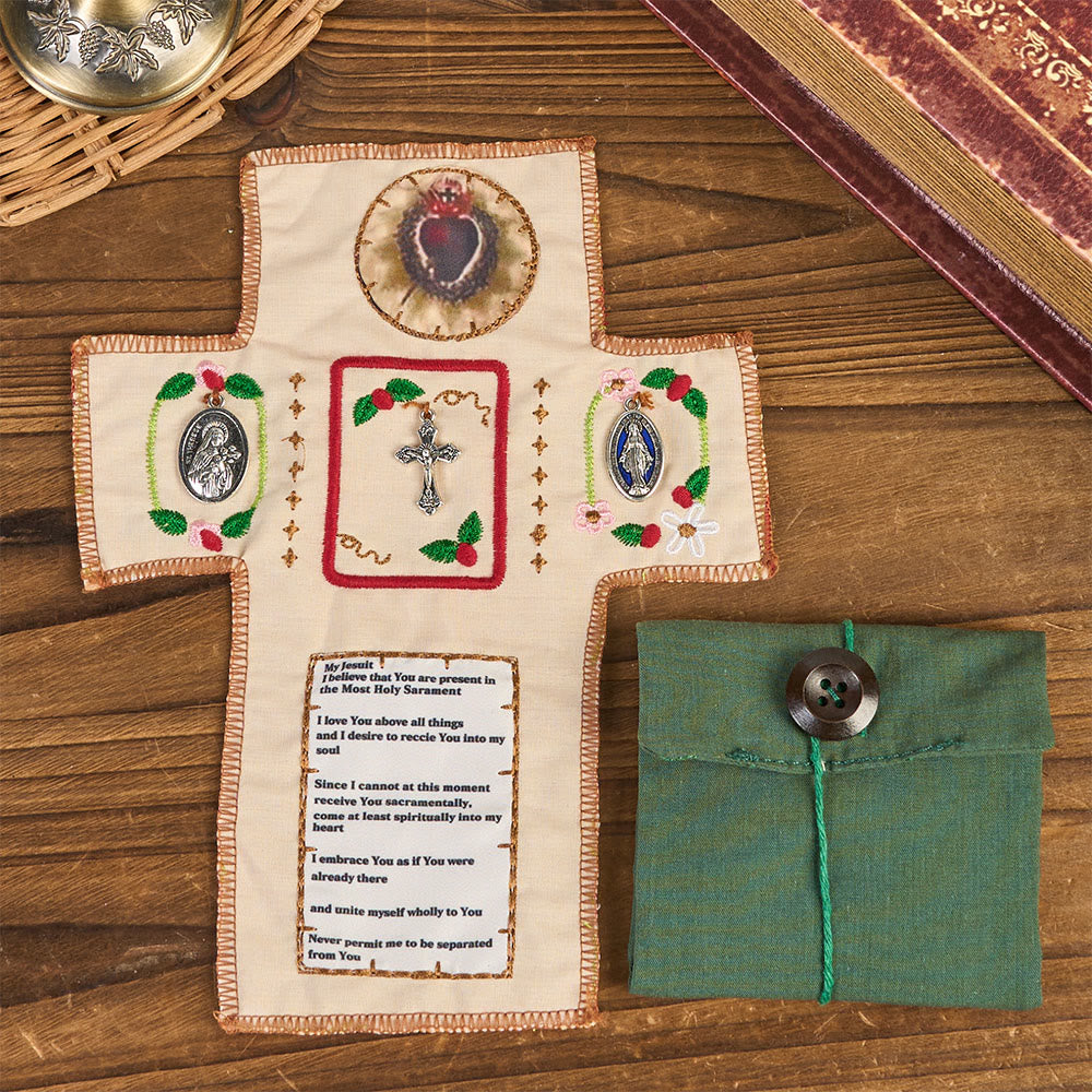 Christianartworkshop Classic Style Embroidered Fabric Pocket Shrine with Silver Cross Included Inside - image 1