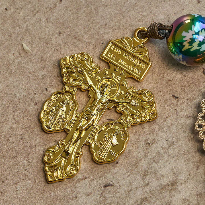 Christianartworkshop Christmas Devotion Red Green Holiday Beads Pocket Rosary: Pray anywhere, anytime - image 17