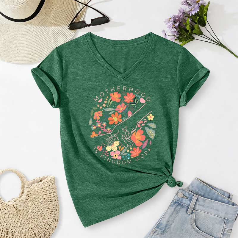 Christianartworkshop Motherhood Is Kingdom Work Floral Hand Casual V-neck T-shirt - Dark Green - 2XL - image 14