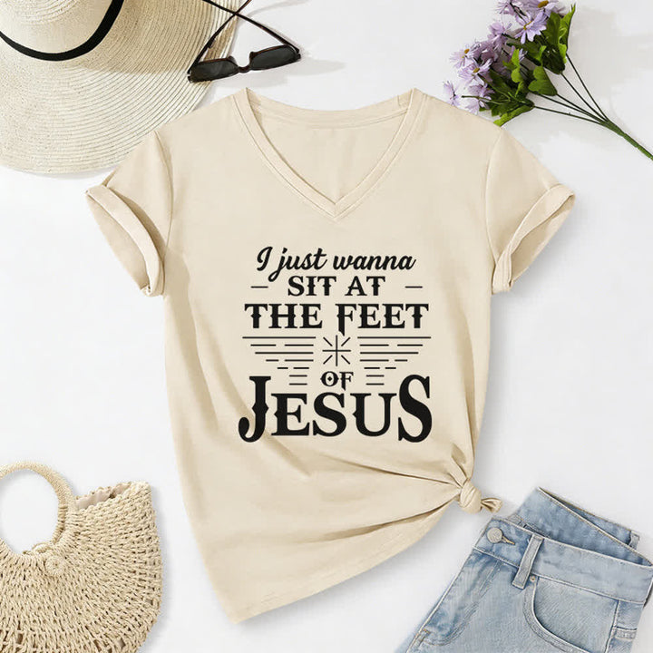Christianartworkshop I Just Wanna Sit At The Feet of Jesus Print V-Neck T-shirt - Beige - 2XL - image 8