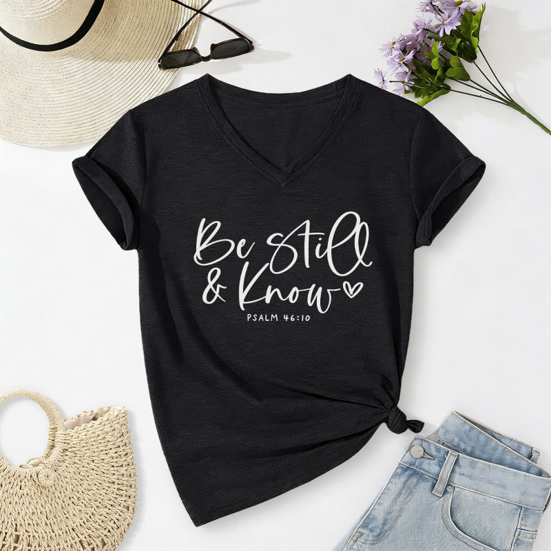 Christianartworkshop Be Still & Know Flowing Cursive Tiny Heart Psalm 46:10 Verse Casual V-neck T-shirt - Black - 2XL - image 0