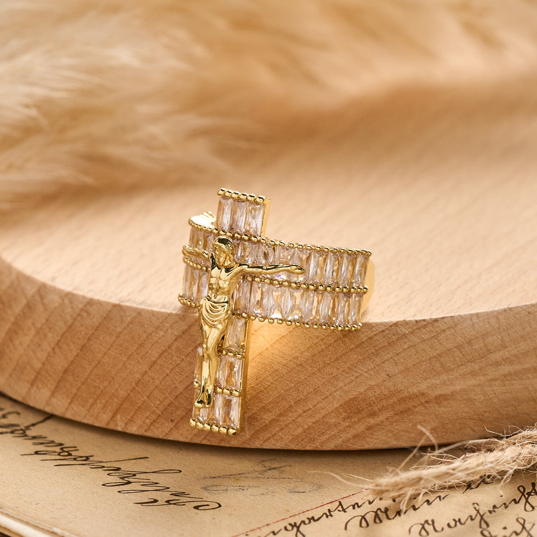 Christianartworkshop Compact Sculpted Crucifix Ring: Timeless Emblem of Unshakable Sacred Faith - image 5