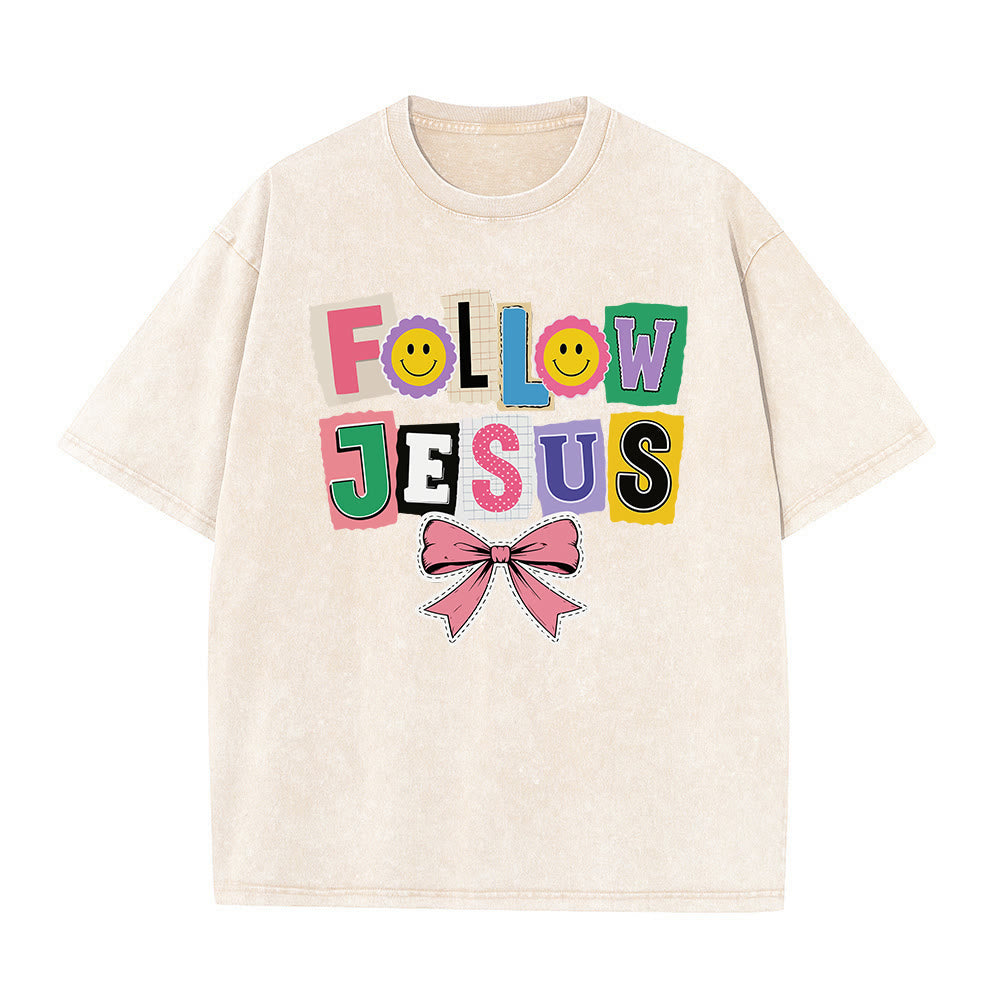 Christianartworkshop Scrapbook Letter Follow Jesus Smiley Embellishment Bow Ornament Washed T‑Shirt - Beige - 5XL - image 2
