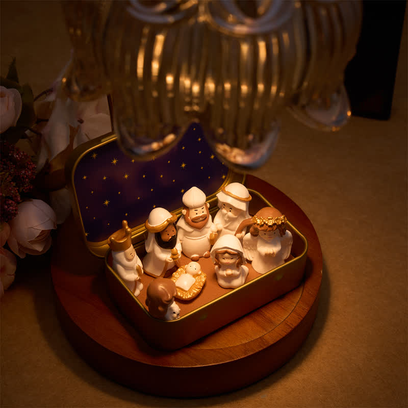 Christianartworkshop Portable Tin Box Nativity Resin Scene: Keepsake of Silent Holy Night - image 3